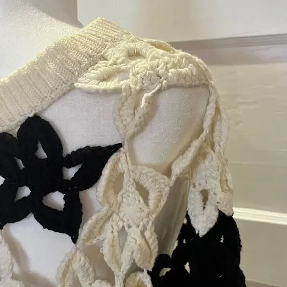 Zara Limited Edition Black White Women's Floral Crochet Sweater Boho Festival - Picture 7 of 16